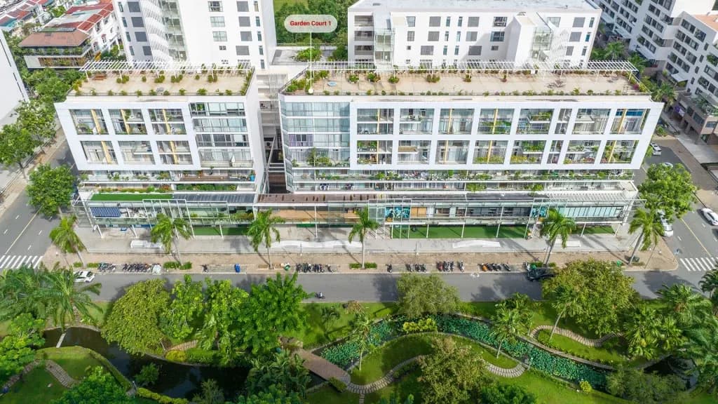 Garden Court 1