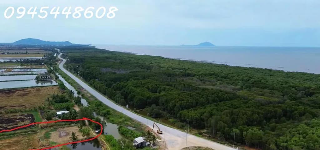 Bán 11 công đất mặt tiền đê quốc phòng, xã Hòn Đất, tỉnh An Giang - ảnh 1