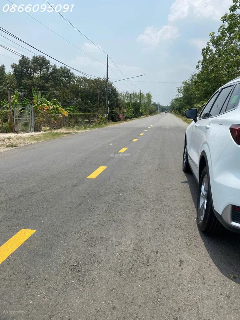 Bán nhà 1 trệt 1 lầu đường DH722, xã Long Hòa, Hồ Chí Minh, DT 180m2, 3,3 tỷ - ảnh 1