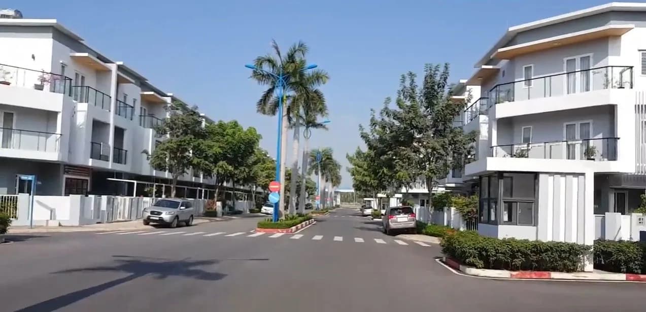 Mega Village - Ảnh 5
