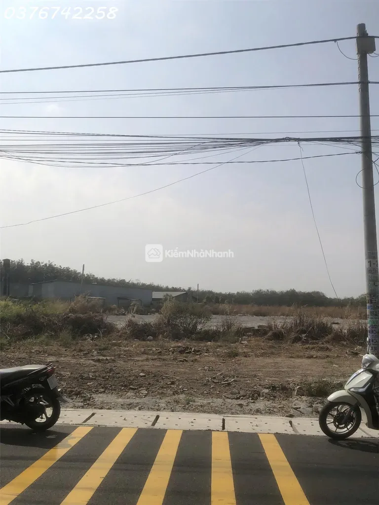 Bán đất 1300m2 tại Phường Chánh Phú Hòa, TP.HCM, giá 18 tỷ - ảnh 1