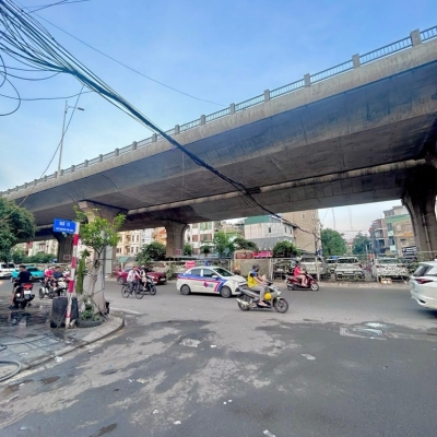 Bán 66M vĩnh tuy tặng nhà vỉa hè ô tô dừng đỗ kinh doanh hai bà trưng