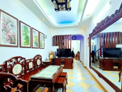 Tầm tiền hiếm! Bán nhà Hàng Khoai, 40m2, 5 tầng, mặt tiền 4m, 14.8 tỷ, kinh doanh tốt