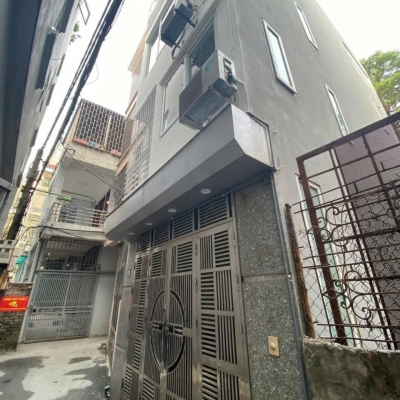 NHÀ  HỌC VIÊN TÀI CHÍNH - BẮC TỪ LIÊM - DT42M2 - 4 TẦNG - GIÁ 5,9 TỶ - NGÕ Ô TÔ ,