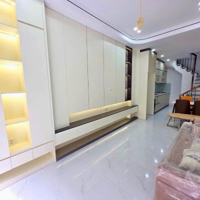 Bán nhà Ngô Gia Tự 30m 6 tầng 10m ra ô tô tránh nhỉnh 9 tỷ