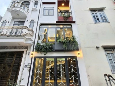 NHÀ 5 LẦU THẠNH LỘC 19, ĐƯỜNG 7M XE HƠI NÉ NHAU, KHU VIP GẦN GÒ VẤP