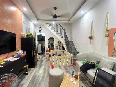 # Nhà gần Nguyễn Hoàng, 33m2, 2 tầng, 2PN 2WC, sổ hồng chuẩn, 2.x nhỏ tỷ