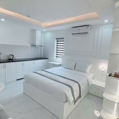 ► MT Trần Quốc Hoàn gần Bãi Tắm Sơn Thủy, 100m2, 6 tầng, 11 phòng hiện đại