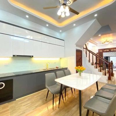 BÁN NHÀ TRUNG KÍNH – LÔ GÓC 2 MẶT THOÁNG – 30m² x 5T, chỉ 8.6 tỷ (TL)
