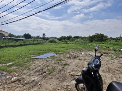 Bán gấp,  Đất Bưng Ông Thoàn,  Long Trường Q9, 2100m2,Ful TC  Chỉ 82 Tỷ