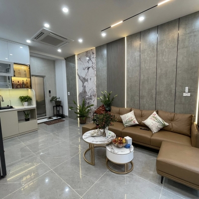Nhà Đẹp Âu Cơ - Thang máy - 20m Oto - 7 Ngủ - nhỉnh 13 tỷ.