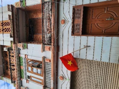 Hơn 8 tỷ nhà ngõ 71 Bồ Đề 37m x 4T, chỉ 1 nhà ra mặt phố oto tránh.