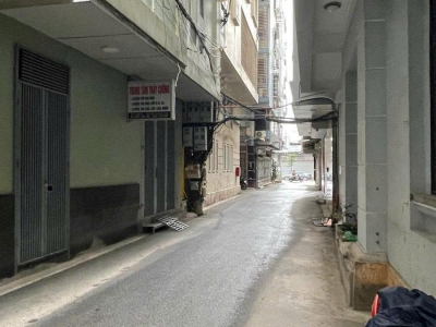 BÁN PHÂN LÔ TRẦN QUỐC HOÀN -  40Mx4T - Ô TÔ VỈA HÈ - KINH DOANH SẦM UẤT- DÒNG TIỀN 21TR/TH