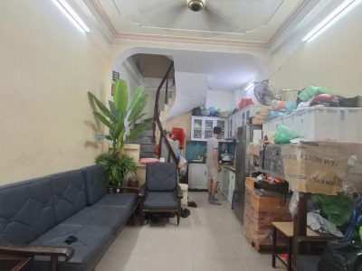 CHÍNH CHỦ CẦN Bán GẤP, 41m2, giái 3,6 tỷ tại Yên Nghĩa Hà Đông,Ô TÔ ĐỖ CỬA.