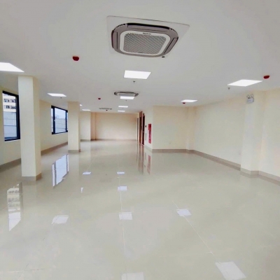 BÁN TOÀ VĂN PHÒNG MP PHẠM VĂN ĐỒNG 210Mx8T, MT 21M - LÔ GÓC - PCCC, HOÀN CÔNG ĐẦY ĐỦ - DÒNG TIỀN 115TR/TH