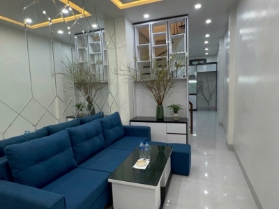 NHÀ ĐẸP Ở LUÔN PHỐ NGUYỄN LƯƠNG BẰNG-DT 31M2-4 TẦNG-FULL NỘI THẤT GIÁ CHỈ 6.8 TỶ