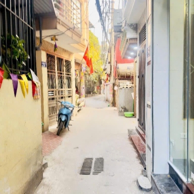 SIÊU PHẨM QUẬN HOÀNG MAI- NHÀ MẶT NGÕ - NGÕ THÔNG - Ô TÔ ĐỖ SÁT NHÀ 32m2 x 5 tầng, Giá chỉ 5 tỷ 9