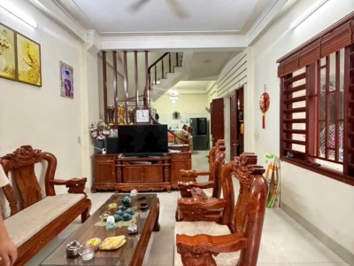 Bán nhà dân xây ngay chợ Bồ Xuyên vào đường oto gần 50m2, giá chỉ 3,x tỷ