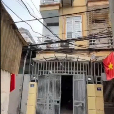 Cho thuê nhà ngõ 110 Đông Thiên  35m x 5 tầng. Giá chỉ 9tr5/tháng