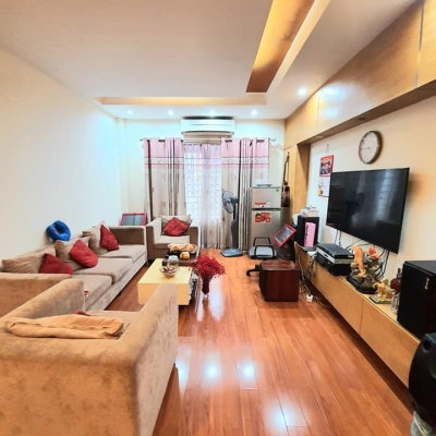 NHÀ TRẦN THÁI TÔNG – 33m2 x 4 TẦNG – GẦN HV BÁO CHÍ - GIÁ CHỈ 6 TỶ