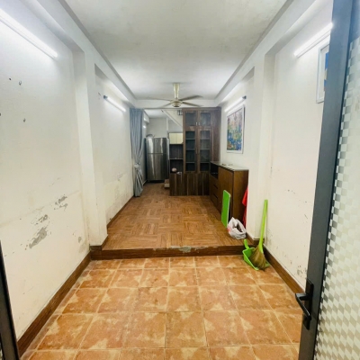 Cho thuê nhà nguyên căn ngõ 219 Tôn Đức Thắng, 33m2 x 4 tầng, 4 ngủ,.3 wc, 12 Triệu