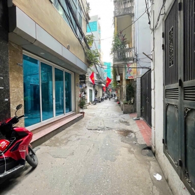 NHÀ NGUYỄN ĐỨC CẢNH - VUÔNG- KO LỖI- NGÕ 3M- 40M2- 5T- 9TỶ(CTL) - GẦN PHỐ