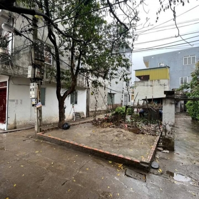 THANH TRÌ MẢNH ĐẤT ĐẸP ĐẦU TƯ sở hữu ngay lô góc 45m² Vạn 3 
 • Mặt tiền 5m, cực hiếm
 • Tiềm năng sinh lời cao, vị trí đẹp.
Chỉ dành cho khách thật sự thiện chí!
gặp chính chủ thương lượng giá.