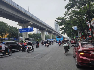 BÁN NHÀ MẶT PHỐ THANH XUÂN 6 TẦNG THANG MÁY, VỈA HÈ, OTO TRÁNH, KINH DOANH, CHỈ 15.X TỶ