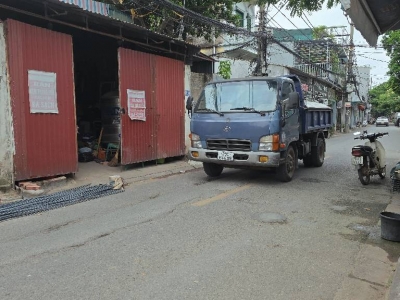 Hiếm ! Bán nhà c4 Ngõ 405 Ngọc Thuỵ 80m oto tránh, kinh doanh chỉ 9t2 còn tl. LH 0936123469