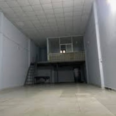 Cho thuê kho 135m Tứ Hiệp Thanh Trì, vỉa hè có chỗ để xe giá 15tr