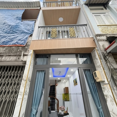 L1649 ⭐️ Ni Sư Huỳnh Liên Tân Bình, SHR, Vuông, 3 tầng, 2.3x7.3m, 2.x tỷ