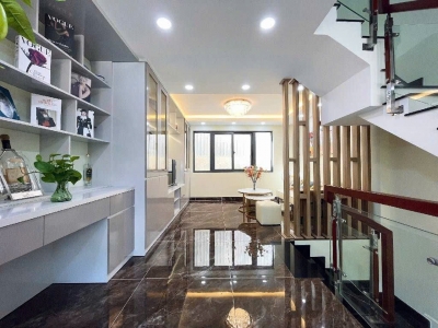 O1690 ???? Giảm 100tr! sát chợ Xóm Mới GV, SHR, Vuông, 4 tầng, 4.2x14m, 6.x tỷ