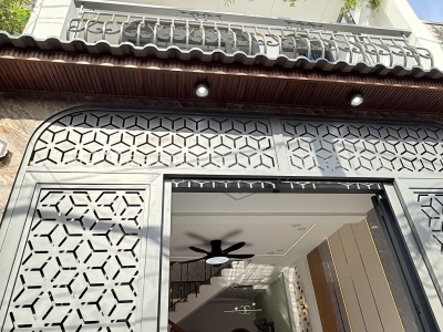 Đón Tết an cư – 50M² – 2 Tầng/3PN Ô TÔ Tận cửa– Nhỉnh 5 Tỷ TL! Có PN Trệt !