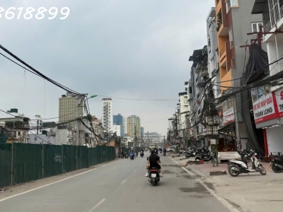 ???? BÁN TOÀ VĂN PHÒNG KHỦNG PHỐ LA THÀNH  - ĐỐNG ĐA - 330M x 8 TẦNG – THANG MÁY – MẶT TIỀN 8.5M - DÒNG TIỀN 3,6 TỶ/ NĂM