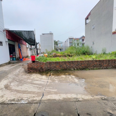 Hàng hiếm, lô góc, 2 mặt tiền, gần nhà văn hoá tổ 9, Quang Minh, Mê Linh. Gần đường lớn