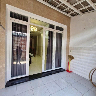 Nhà 3 tầng BTCT, 1 xẹt Cầu Xây, 46m², 4 tỷ nhỉnh, SHR, hẻm ba gác cách mặt tiền 20m