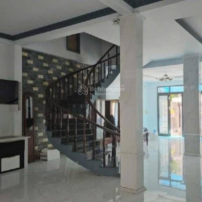 Bán nhà KDC Conic - 4 tầng 8 phòng master - SHR hoàn công đủ - 7x20m DT sàn: 331m2 - chỉ 13.6 tỷ