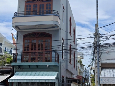 Cho Thuê Nhà Nguyên Căn 3 Tầng Lê Hồng Phong gần siêu thị Coopmart ( căn góc Kinh Doanh )
???? Giá thuê : 20 triệu/tháng -