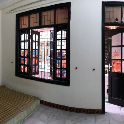 Cho thuê nhà ngõ nông, 69 Hoàng Văn Thái 3 tầng, 30m2, 2 ngủ, 8.5 Triệu ở gia đình