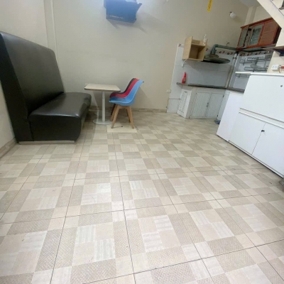 Cho thuê nhà ngõ 647 Lĩnh Nam, ô tô đỗ cửa, 4 tầng, 25m2, 3 ngủ, 7.5 Triệu - vào được ngay