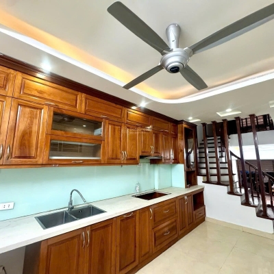 Bán nhà 40m2, 5 Tầng, 6PN+ nội thất, ôtô đỗ cửa, 2 mặt thoáng, cách đường chính 20m tại Trung Văn, Tố Hữu, Hà Nội