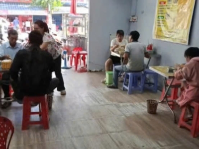 CẦN SANG QUÁN CƠM VĂN PHÒNG CÓ LƯỢNG KHÁCH ỔN ĐỊNH TẠI HỒ CHÍ MINH