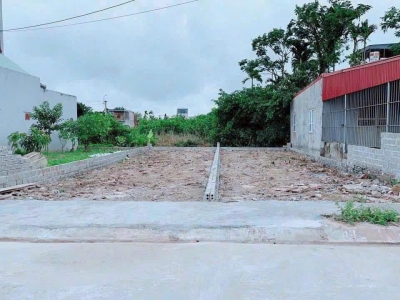 2 lô đẹp – mặt đường 10m giá hiếm chỉ 2.2x tỷ  ZALO 0567 222 555