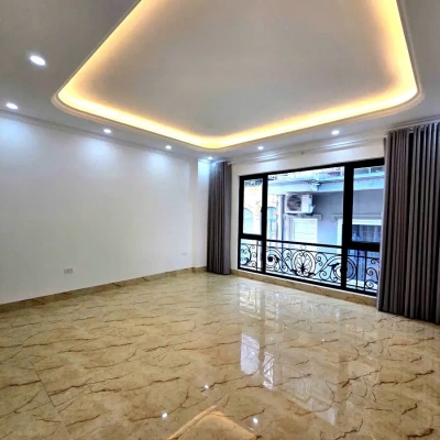 BÁN NHÀ ĐƯỜNG BƯỞI, TÂY HỒ, 40M2 7 TẦNG MT 5M- 12 TỶ- OTO ĐỖ CỔNG- NGÕ THÔNG- THANG MÁY