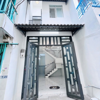 Nhà 2 tầng nở hậu hẻm xe ba gác đường Cao Lỗ P4Q8. Giá : 2,88 tỷ TL