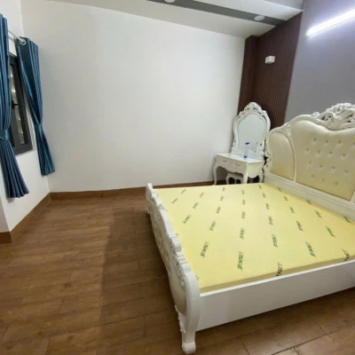 Bán nhà gần ngay Tô Ngọc Vân - Chợ Tam Hà, hẻm xe hơi vào tận nơi chỉ 4,5 tỷ.