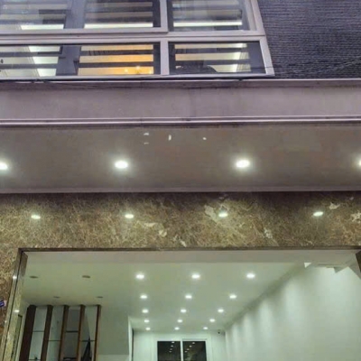 BÁN NHÀ PHỐ TRUNG KÍNH CẦU GIẤY - SIÊU PHẨM PHÂN LÔ - Ô TÔ TRÁNH - 2 MẶT THOÁNG TRƯỚC SAU - TẶNG FULL NỘI THẤT TRỊ GIÁ 3 TỶ ĐỒNG  -THÔNG SỐ VÀNG : S=57.1M2 - MẶT TIỀN 5.5M -  5 TẦNG - LH : Mr HOÀNG PHÚ - PHONE : 0385683333