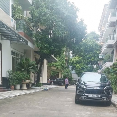 NHÀ ĐẸP AO ĐÌNH – PHÚ THƯỢNG – TÂY HỒ (CŨ)