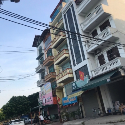 TT HUYỆN THANH TRÌ, LÔ GÓC 2 MẶT THOÁNG KINH DOANH - Ô TÔ VÀO NHÀ 40m2/ 5 TẦNG HƠN 5 Tỷ