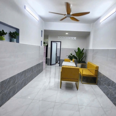 Cần bán nhà phố Q7 sổ riêng không xây dựng giá tốt